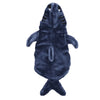 Costume de maquillage de requin pour chien en polaire bleu foncé.