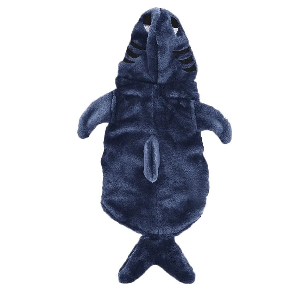 Costume de maquillage de requin pour chien en polaire bleu foncé.
