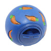 Blauer Ball mit orangen Karottenformen, als interaktiver Haustier-Belohnungsball.