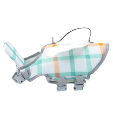 Chaleco salvavidas duradero para mascotas para nadar en verano con estampado a cuadros blanco y verde claro.