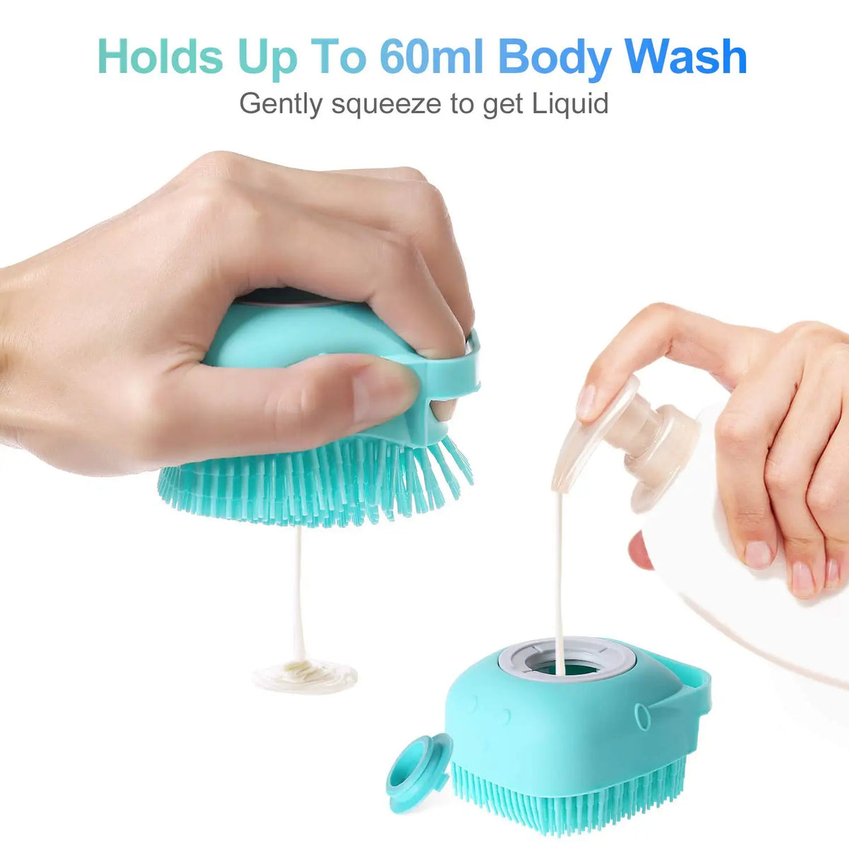 Eine Hand drückt eine türkise Silikon-Pflegebürste und Shampoo-Dispenser, um Flüssigseife zu erhalten.