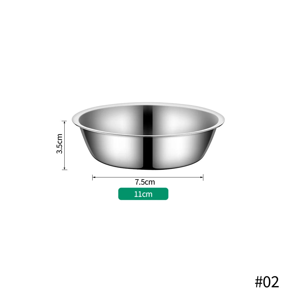 A silver stainless steel pet feeding bowl with a diameter of 7.5cm and a depth of 3.5cm.