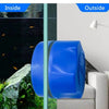 Outil de nettoyage magnétique bleu pour aquarium, montré à l'intérieur et à l'extérieur d'un panneau de verre.