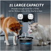 Fontaine à eau automatique noire, capacité de 2L, avec un chien et un chat.