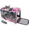 Rosa weicher Transportbehälter für Katzen mit einer Katze darin und sichtbaren Zubehör