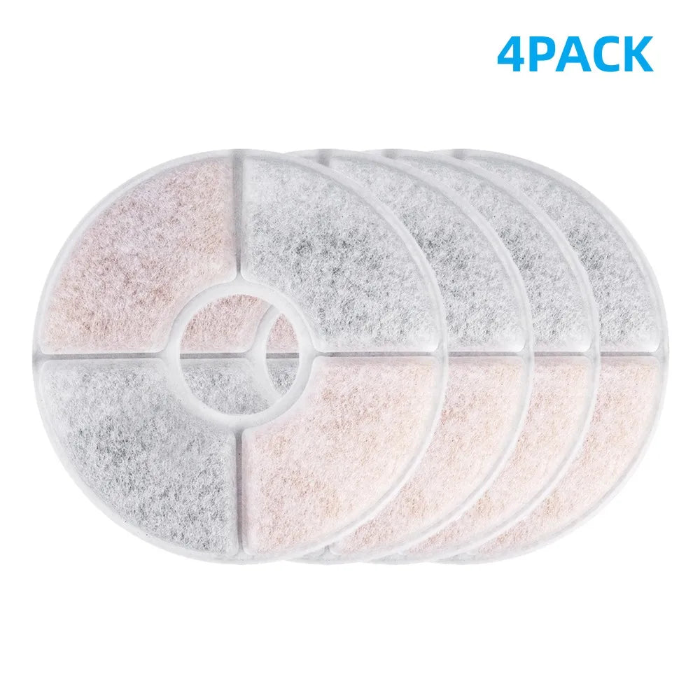 Ein Set von vier Pet-Wasserfontänenfiltern oder -dispensern, mit weißem und rosa körnigem Material.