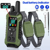 Grillerotes Hundetrainer-Halsband mit Dual-Batterieanzeige und Haltergurten.