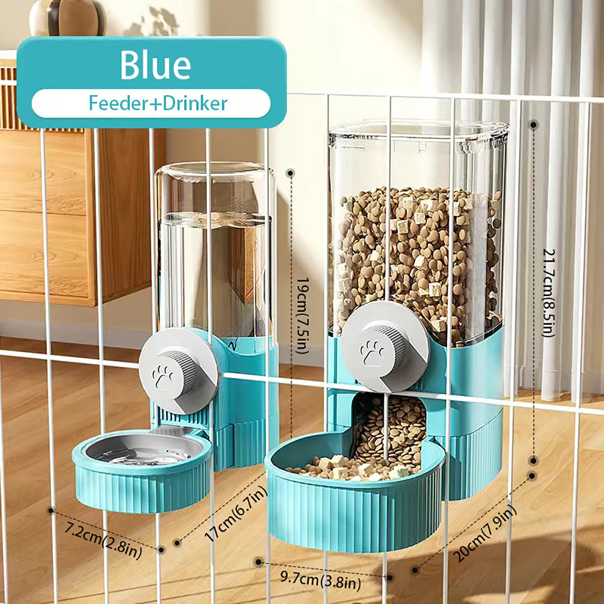 Bol de nourriture automatique bleu avec système de distribution dans une cage en fil de fer.