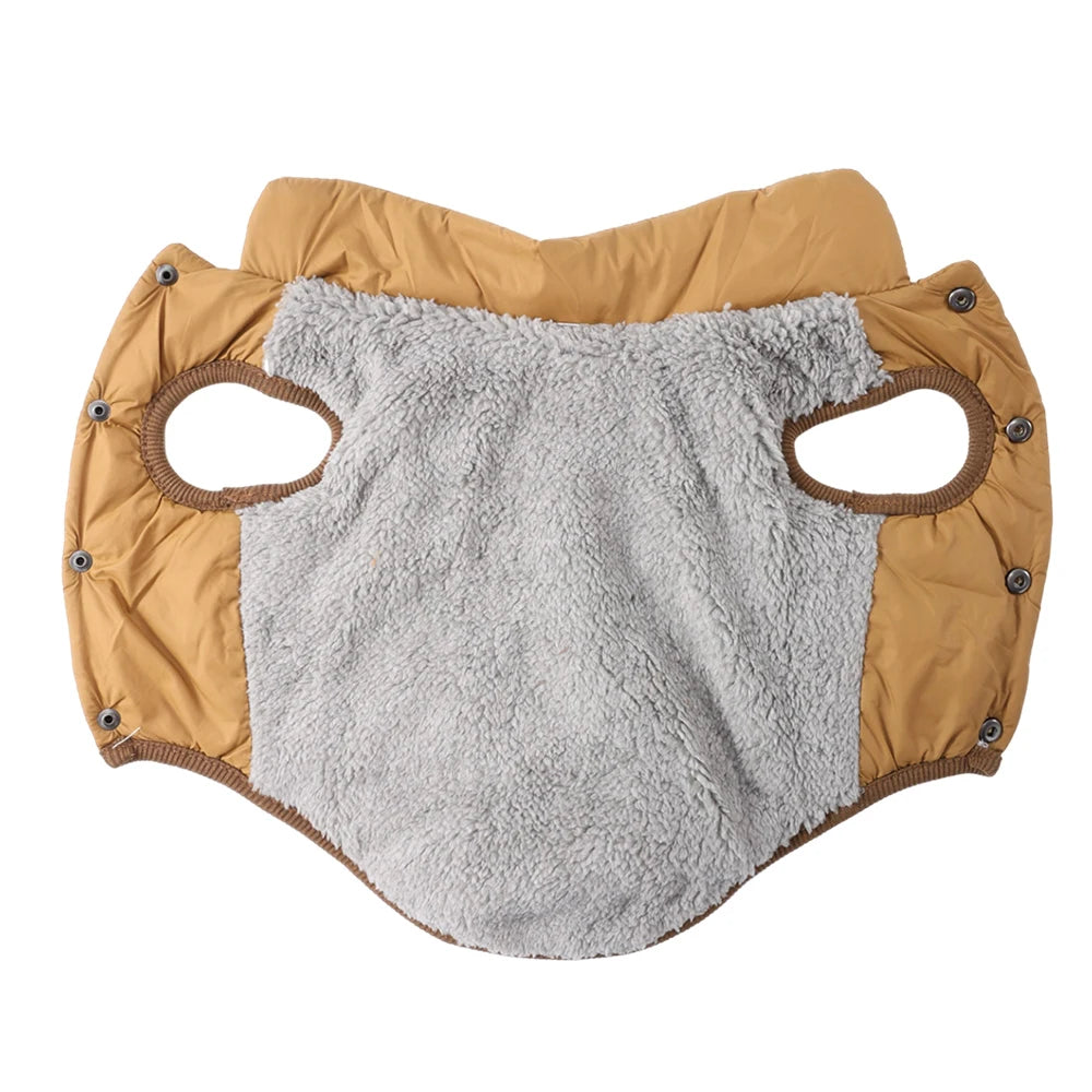 Veste polaire imperméable beige pour chiens ou chats avec doublure en sherpa grise.