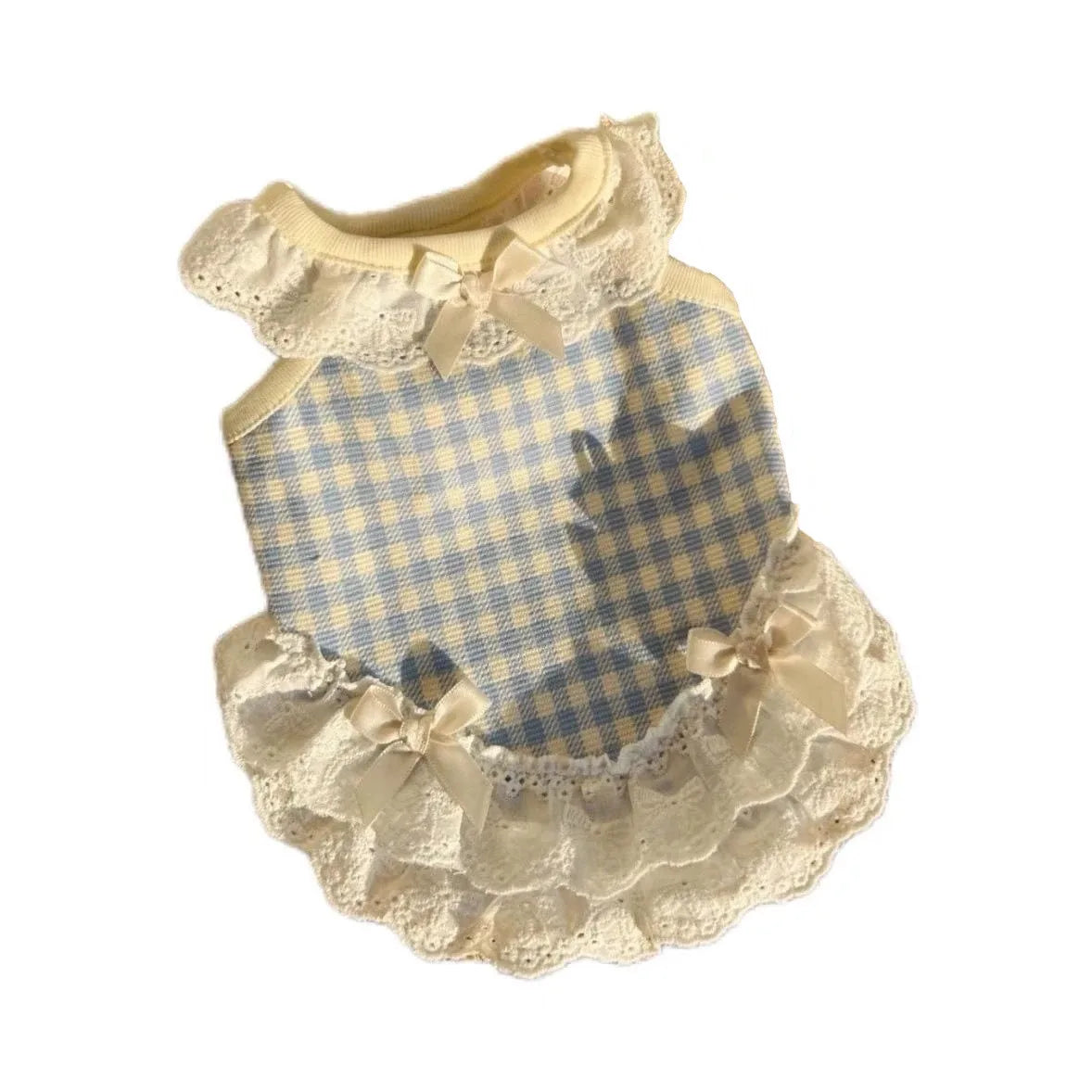 Hellblau-weiß karierte Sommerkleid für kleine Hunde mit Rüschenverzierung.