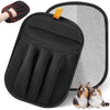 Guantes reutilizables para el aseo de mascotas negros con diseño de malla y una pestaña naranja, mostrados junto a un gato y 