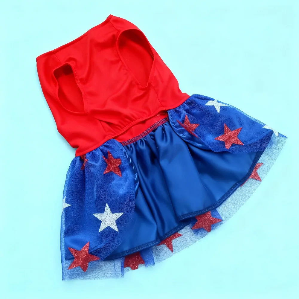 Rotes und blaues patriotisches Netzkleid für Hunde mit Sternen
