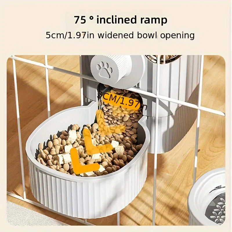 Bol distributeur automatique pour animaux blanc avec rampe inclinée de 75 degrés et ouverture de 5 cm, rempli de nourriture p
