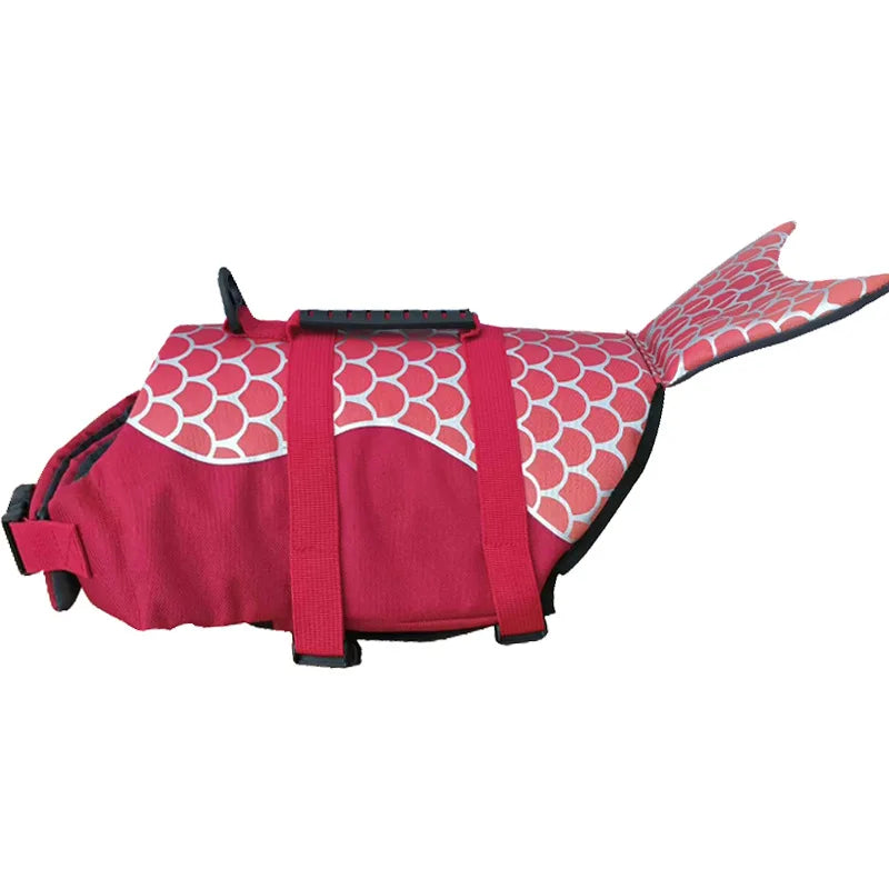 Rote Meerjungfrauen-Stil-Hund-Schwimmweste mit Muster für das Schwimmen.