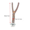 Perche et jouet à mâcher en bois naturel en forme de 'V', environ 15 cm de long.