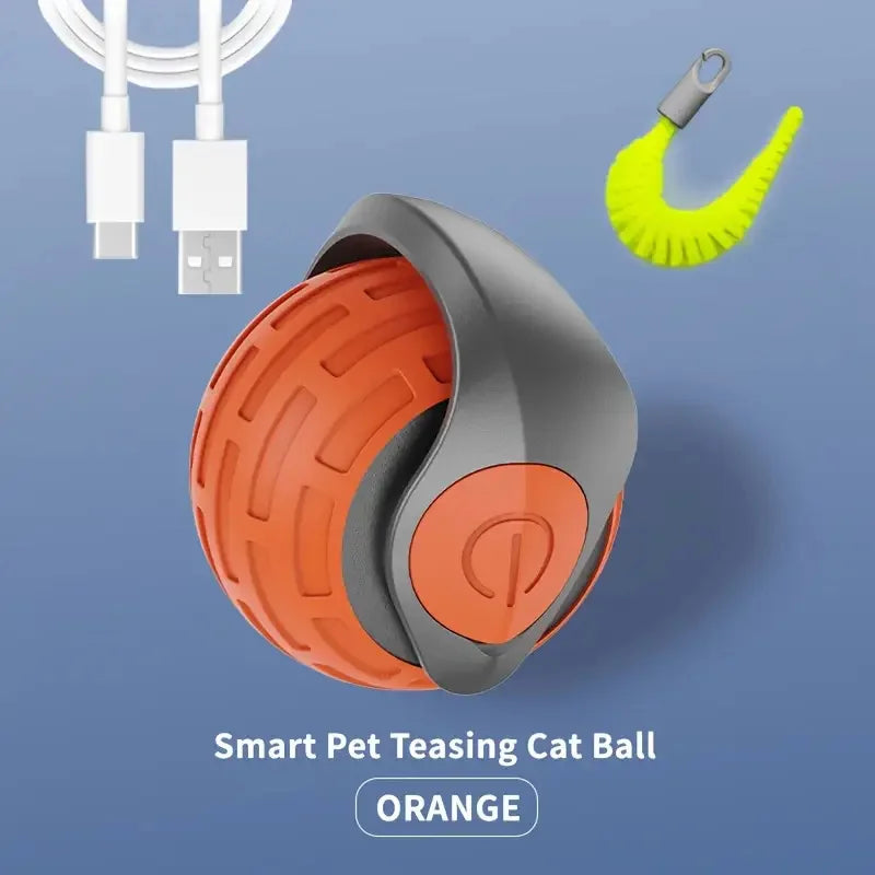 Orange smartes Haustier-Spielzeug für Katzen mit gelbem Ring und Ladekabel vor blauem Hintergrund.