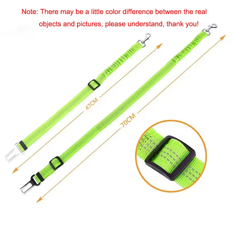 Arnés de seguridad para coche de perro de color verde lima brillante con correa de amortiguación, mostrado en varias longitud
