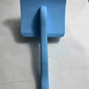 Cepillo profesional para mascotas azul claro con base plana y mango largo para aseo.