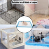 Diverses cages et tapis d'entraînement pour animaux, y compris des cages en grillage et des tampons absorbants.
