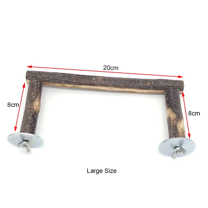 Perchoir ou jouet à mâcher en bois naturel de forme rectangulaire avec attaches métalliques.