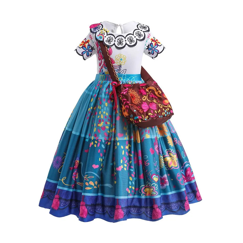 Mädchenkostümkleid mit weißem Oberteil, blauem Blumenrock und rosa Akzenten und gemustertem Beutel.