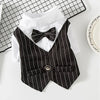 Traje de mascota a rayas blanco y negro para perros o gatos, con camisa y chaleco con cuello.