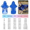 Set blauer wasserdichter reflektierender Hunde-Regenanzüge in verschiedenen Größen mit Größentabelle und einem Hund, der eine
