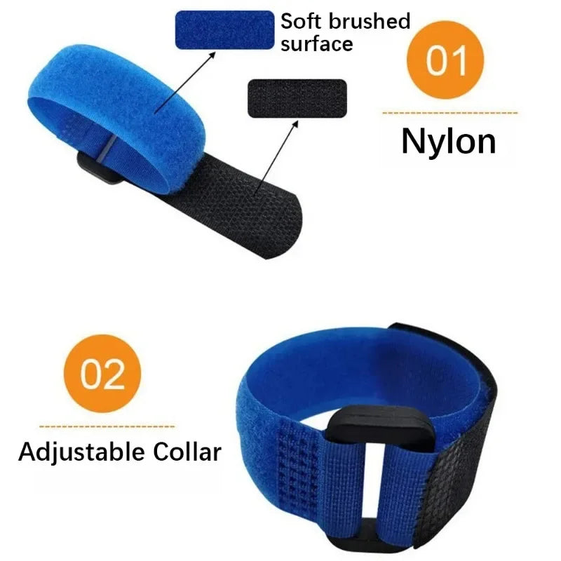 Collar para mascota de nylon azul y negro con superficie cepillada y ajustable.