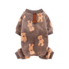 Combinaison de chien en polaire marron avec motifs ours fauve et sangle marron.