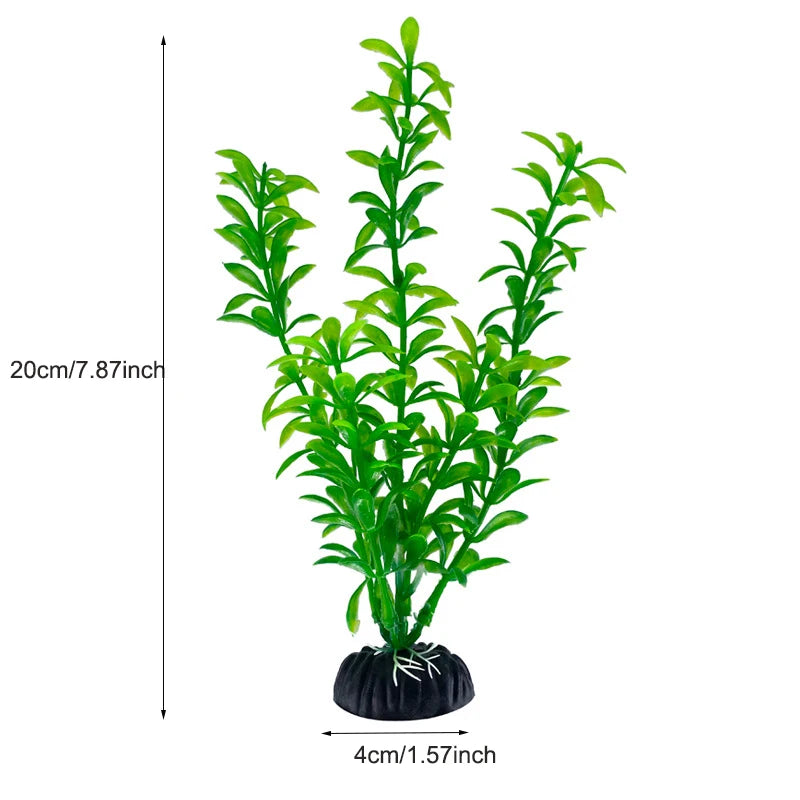 Plantes décoratives aquatiques artificielles dans un pot noir avec du feuillage vert