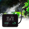 Système de brume intelligent noir avec réglages de durée et de mode, présenté sur un fond vert et feuillu.