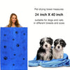 Blüeschentrockentuch, 24x40 Zoll, neben einem Hund dargestellt.