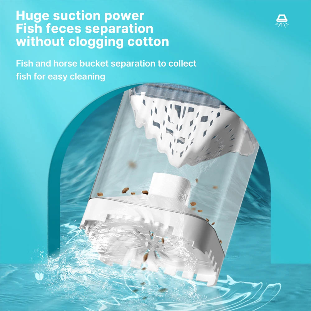Un outil séparateur en plastique transparent pour nettoyer les excréments de poisson et de cheval.