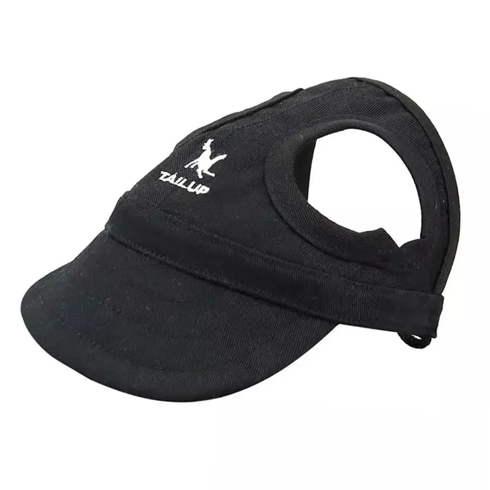 Black adjustable pet baseball cap with a leather-look strap and the Tailup logo.
