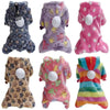 Colección de ropa para perros de franela colorida con diversos patrones y colores como morado, rosa y rayas multicolores