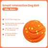 Orange, strukturierte interaktive Hundeball mit gelben Flecken, für mittel- und große Rassen.